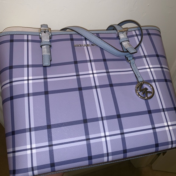 ❌SOLD❌ Michael Kors ♥️ Carryall Tote “medium” - Picture 7 of 7